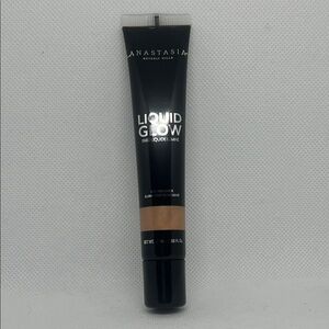 Anastasia Beverly Hills Liquid Glow in Peach Fuzz Highlighter